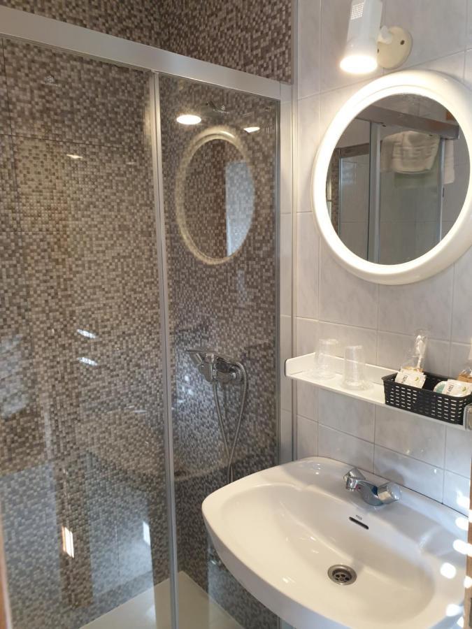 Galerna Hostal Hotell Sanxenxo Eksteriør bilde