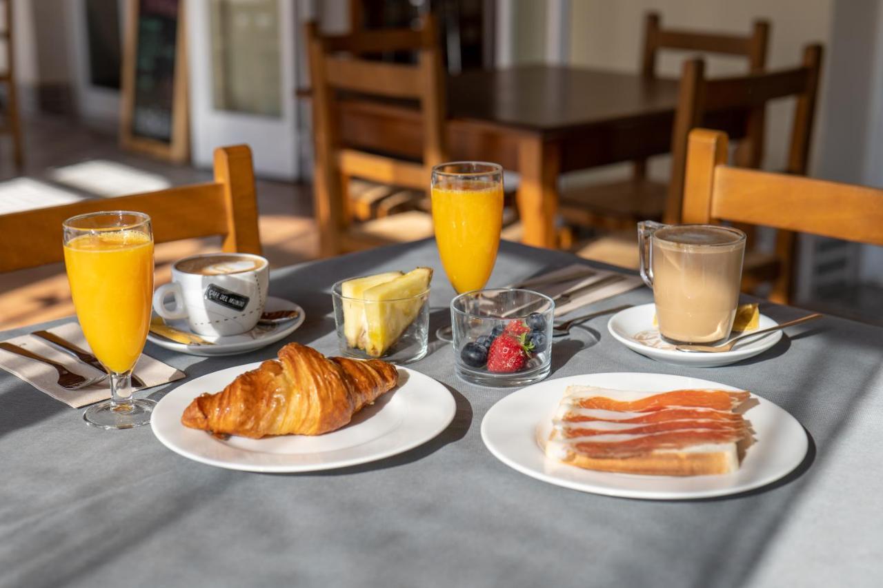 Galerna Hostal Hotell Sanxenxo Eksteriør bilde